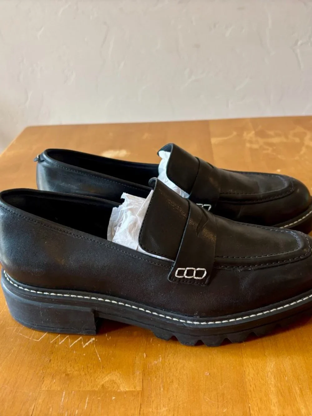 Bernardo Chandler Black Leather Loafers | Size US 8.5